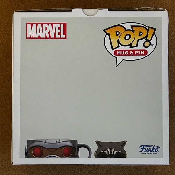 🆕 FUNKO POP! Mug & Pin Set ~ Marvel ~ Star-Lord & Rocket - Picture 6 of 13
